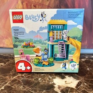 LEGO Bluey Playground Adventure Set - Multicolor